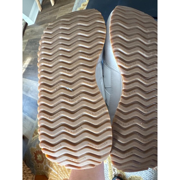 New Balance Women's 237 Casual Sneakers Whote Gray Retro Comfort Sporty size 8 - Picture 10 of 13